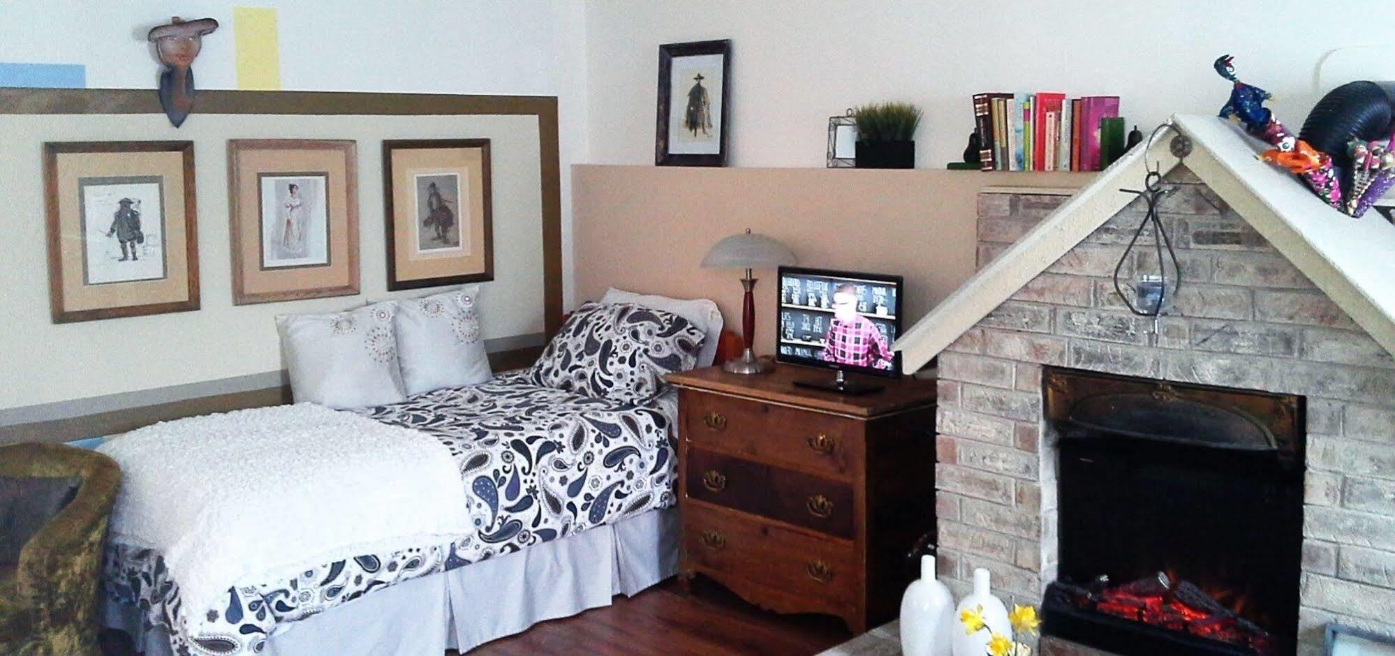 Opus 74 Bed & Breakfast Stratford Dış mekan fotoğraf